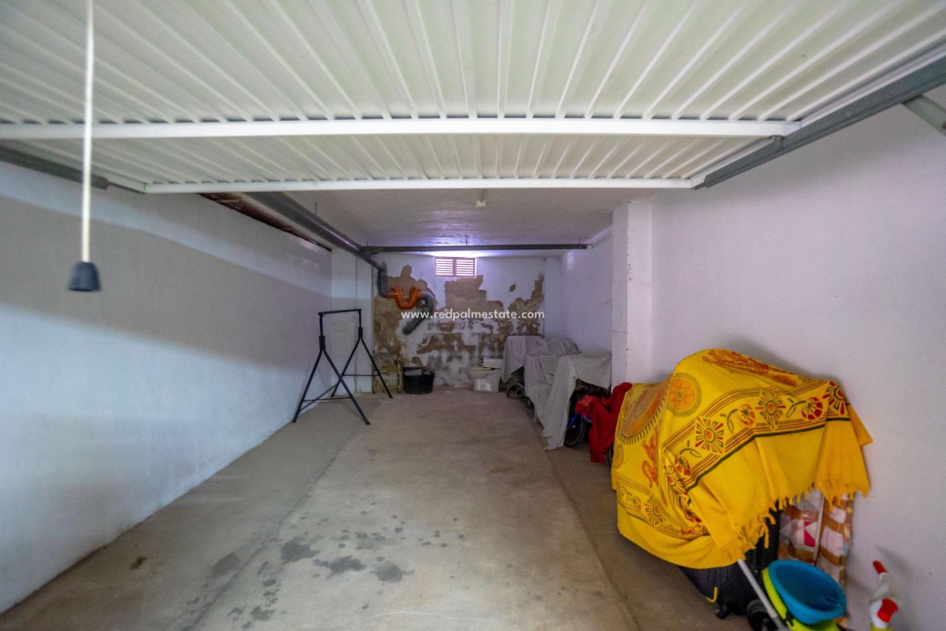 Resale - Apartments -
Torrevieja - Playa de los locos