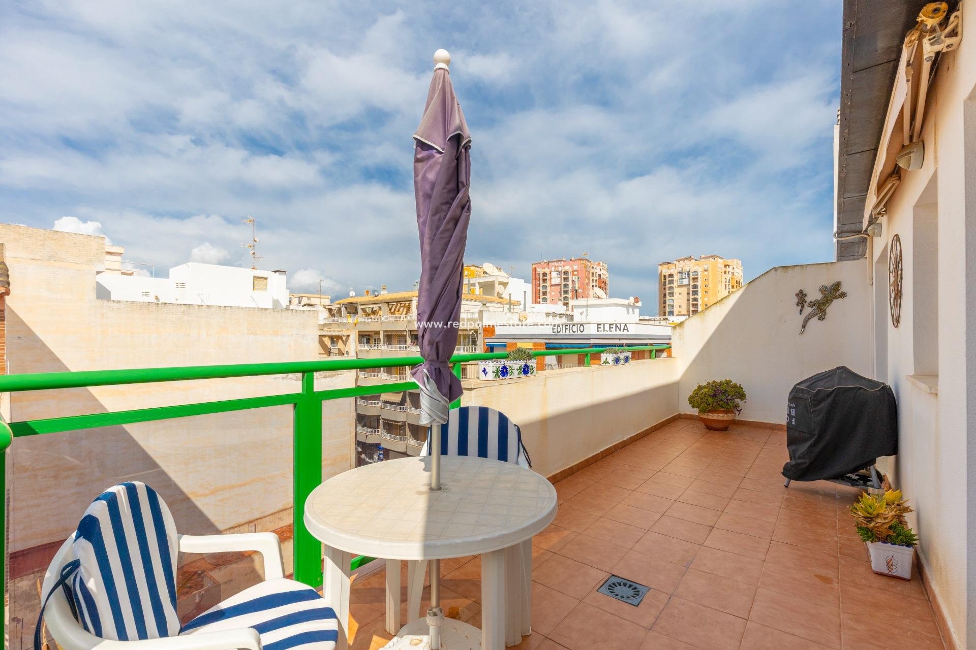 Resale - Apartments -
Torrevieja - Playa de los Locos