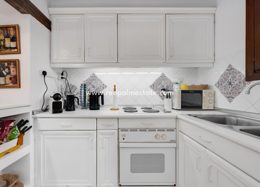 Resale - Apartments -
Torrevieja - Playa de los Locos