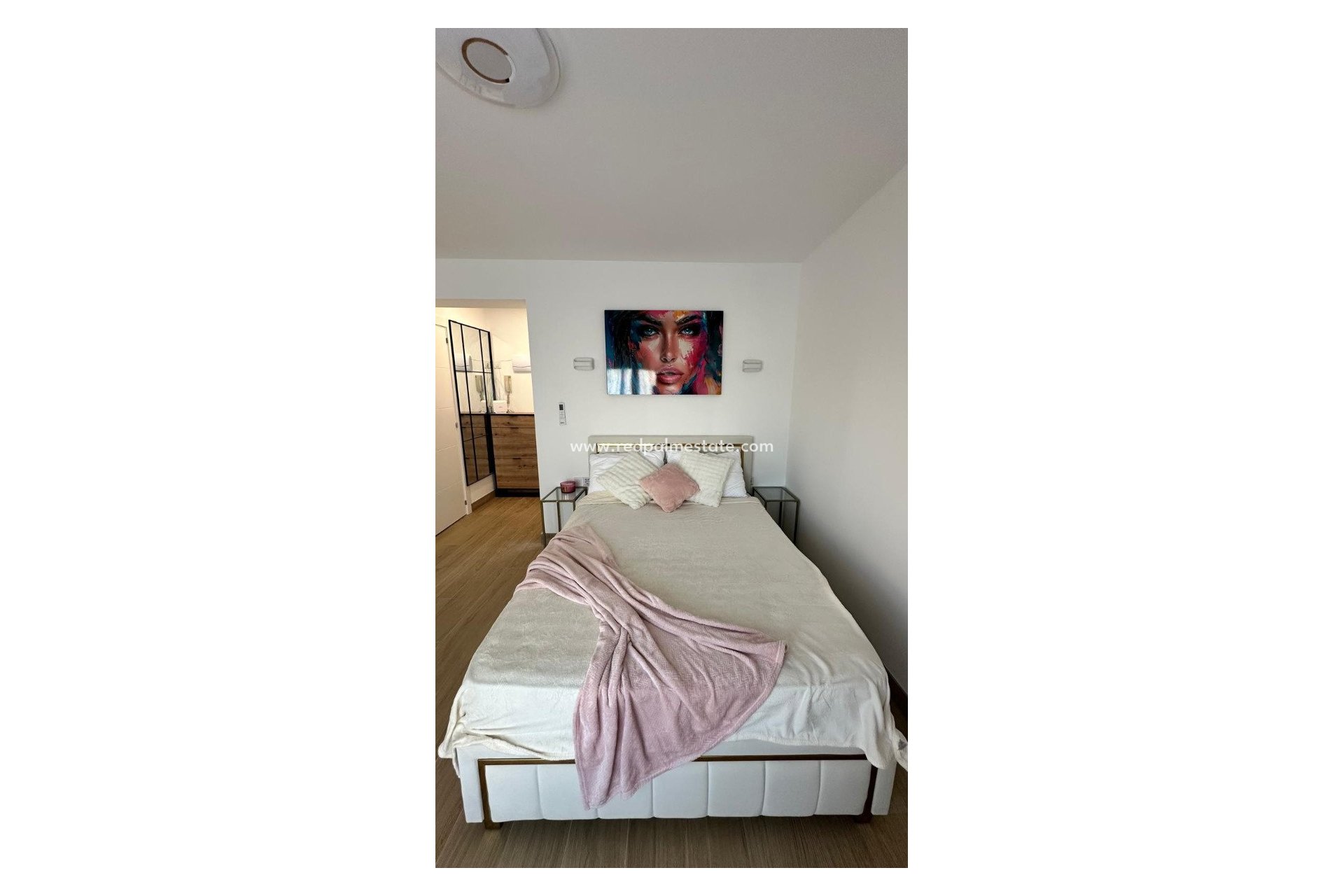 Resale - Apartments -
Torrevieja - Playa de los Locos