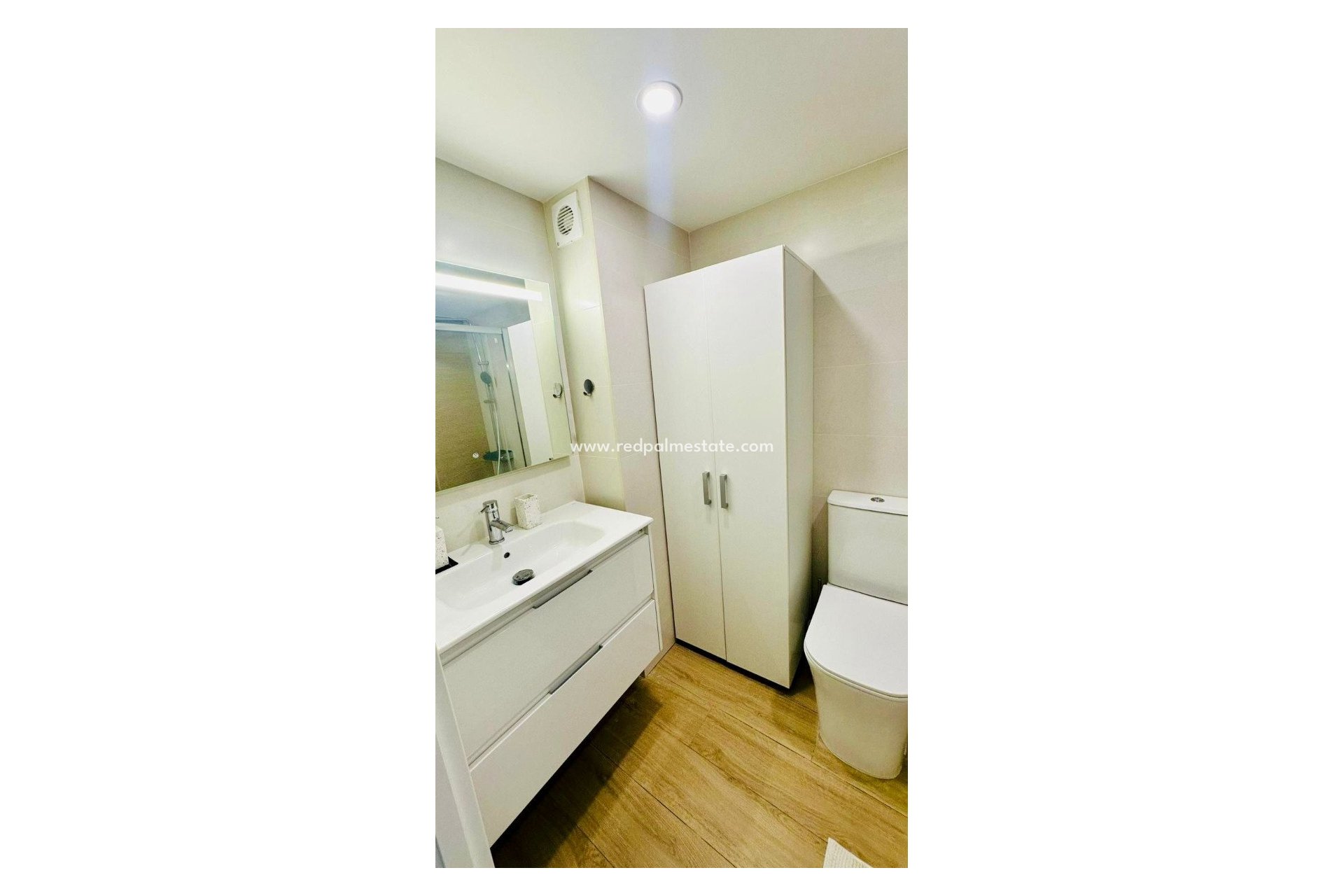 Resale - Apartments -
Torrevieja - Playa de los Locos