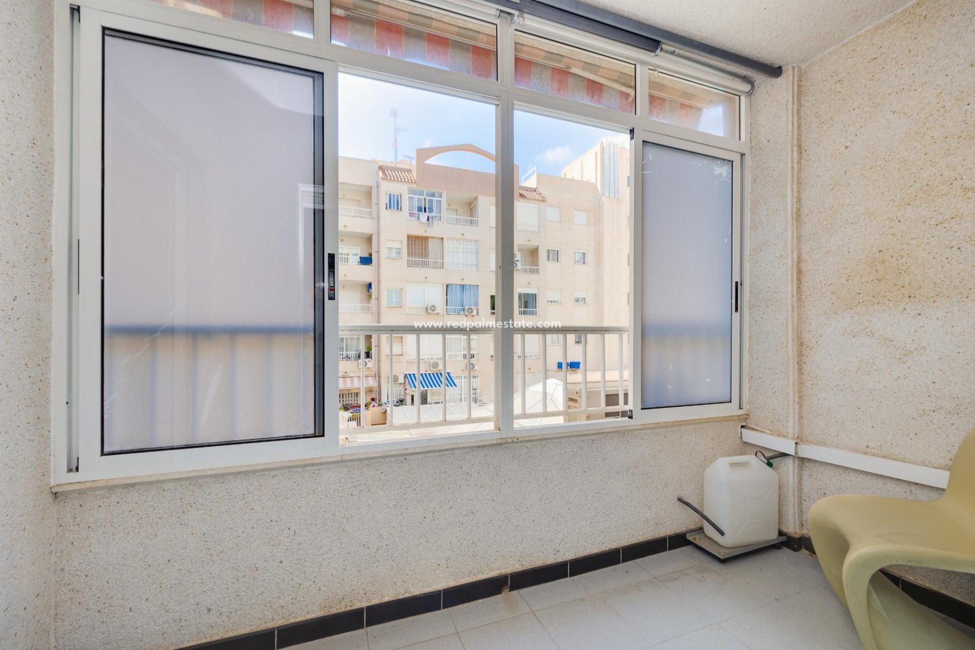 Resale - Apartments -
Torrevieja - Playa de los Locos