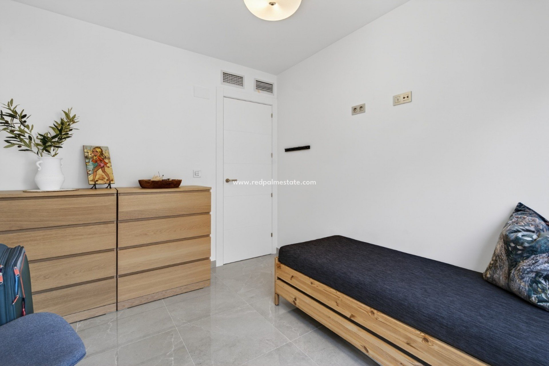 Resale - Apartments -
Torrevieja - Playa de los Locos