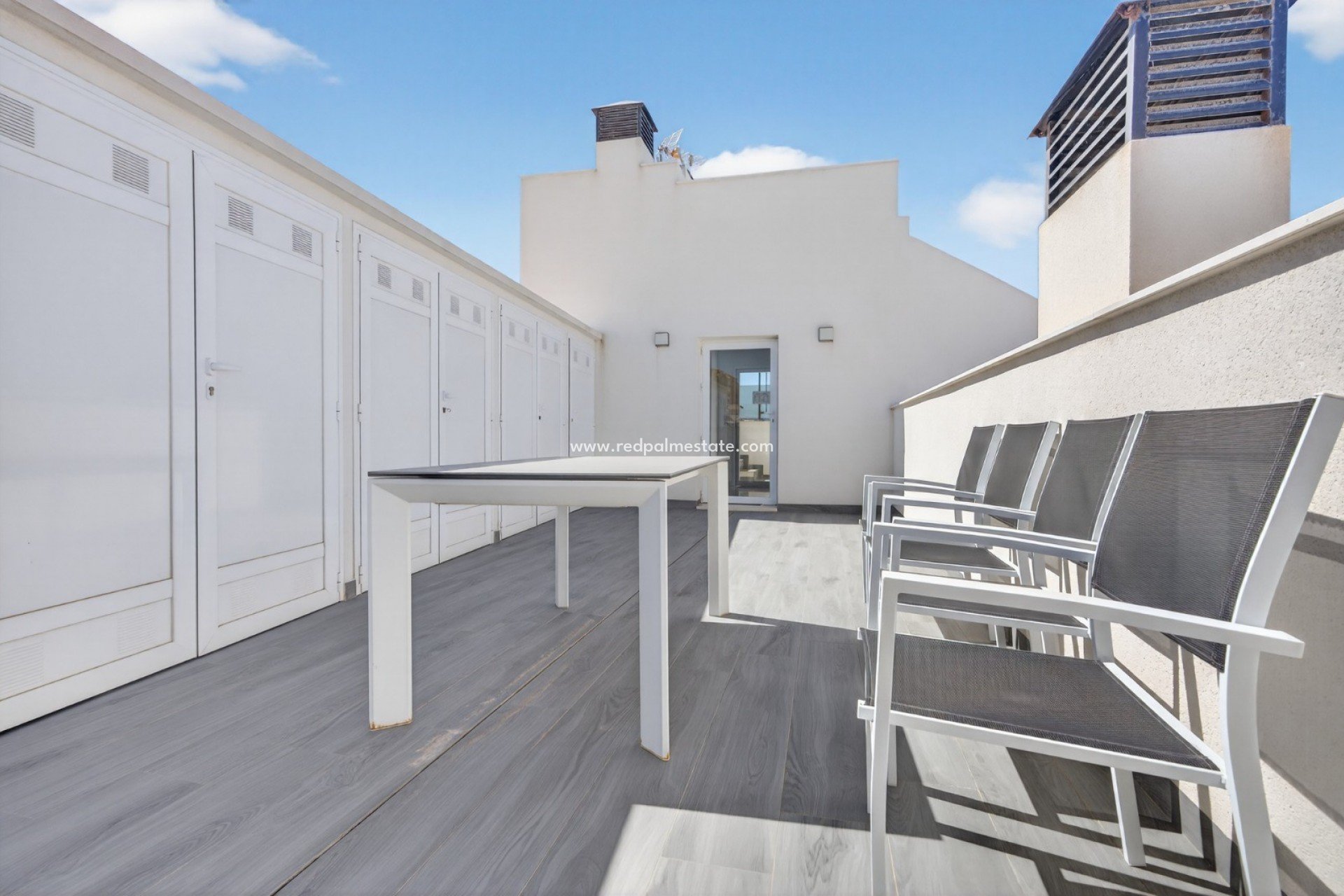 Resale - Apartments -
Torrevieja - Playa de los Locos