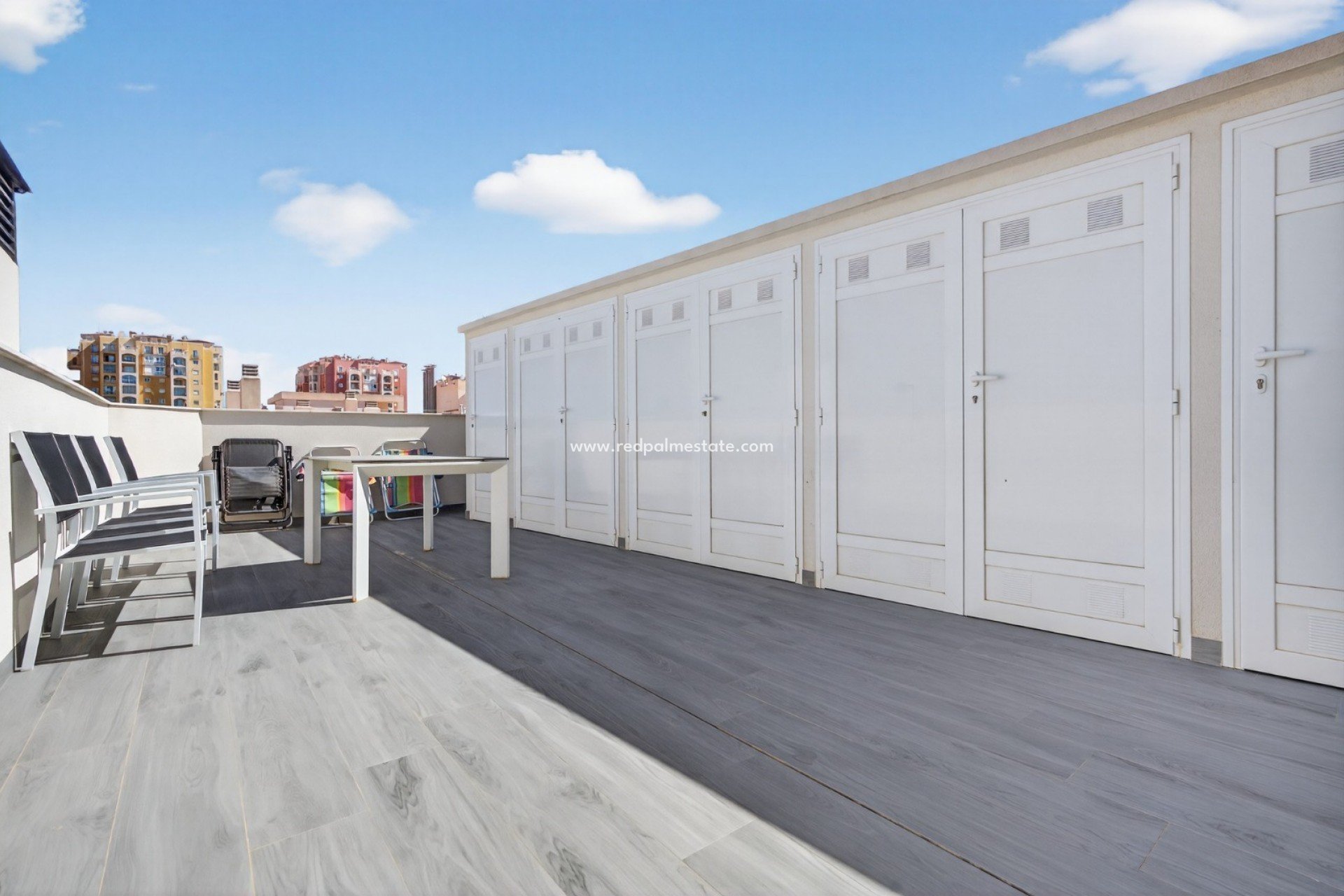 Resale - Apartments -
Torrevieja - Playa de los Locos