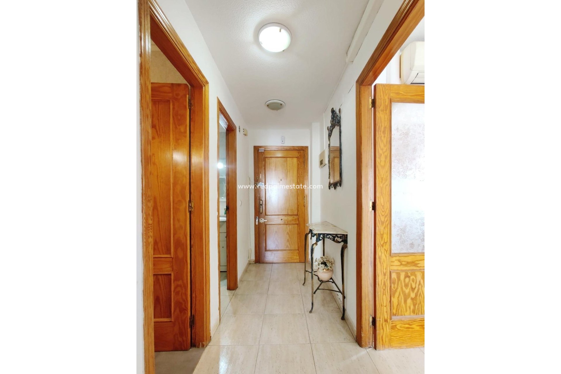 Resale - Apartments -
Torrevieja - Playa de los Locos