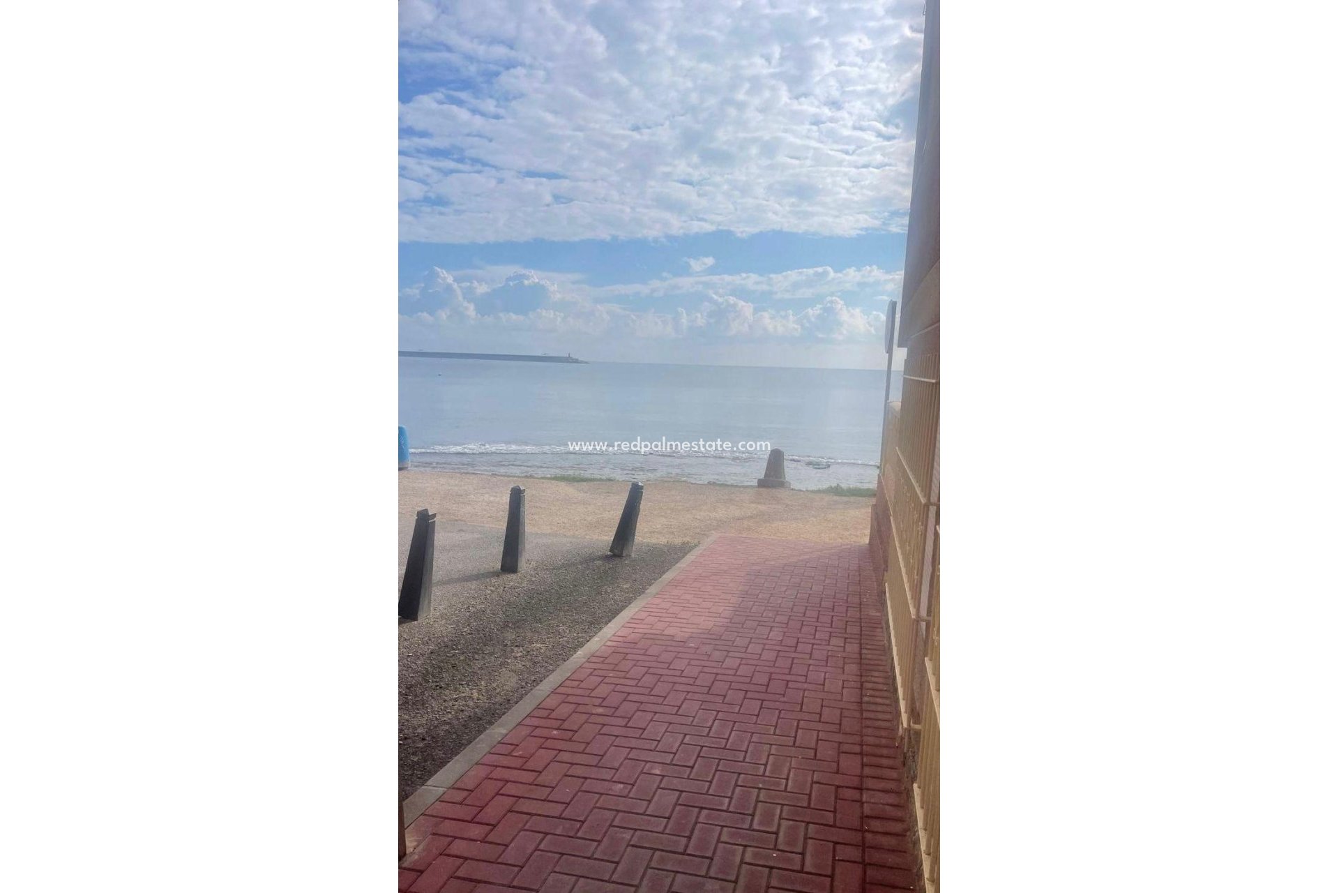 Resale - Apartments -
Torrevieja - Playa de los Naufragos