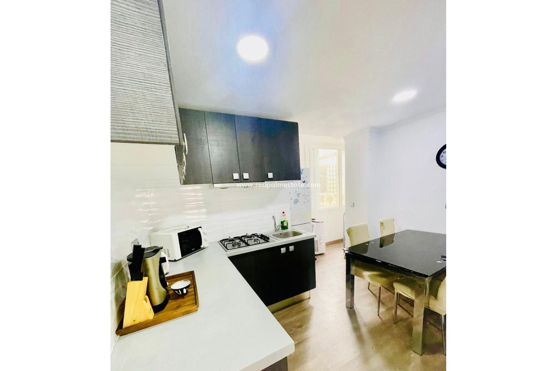 Resale - Apartments -
Torrevieja - Playa de los Naufragos