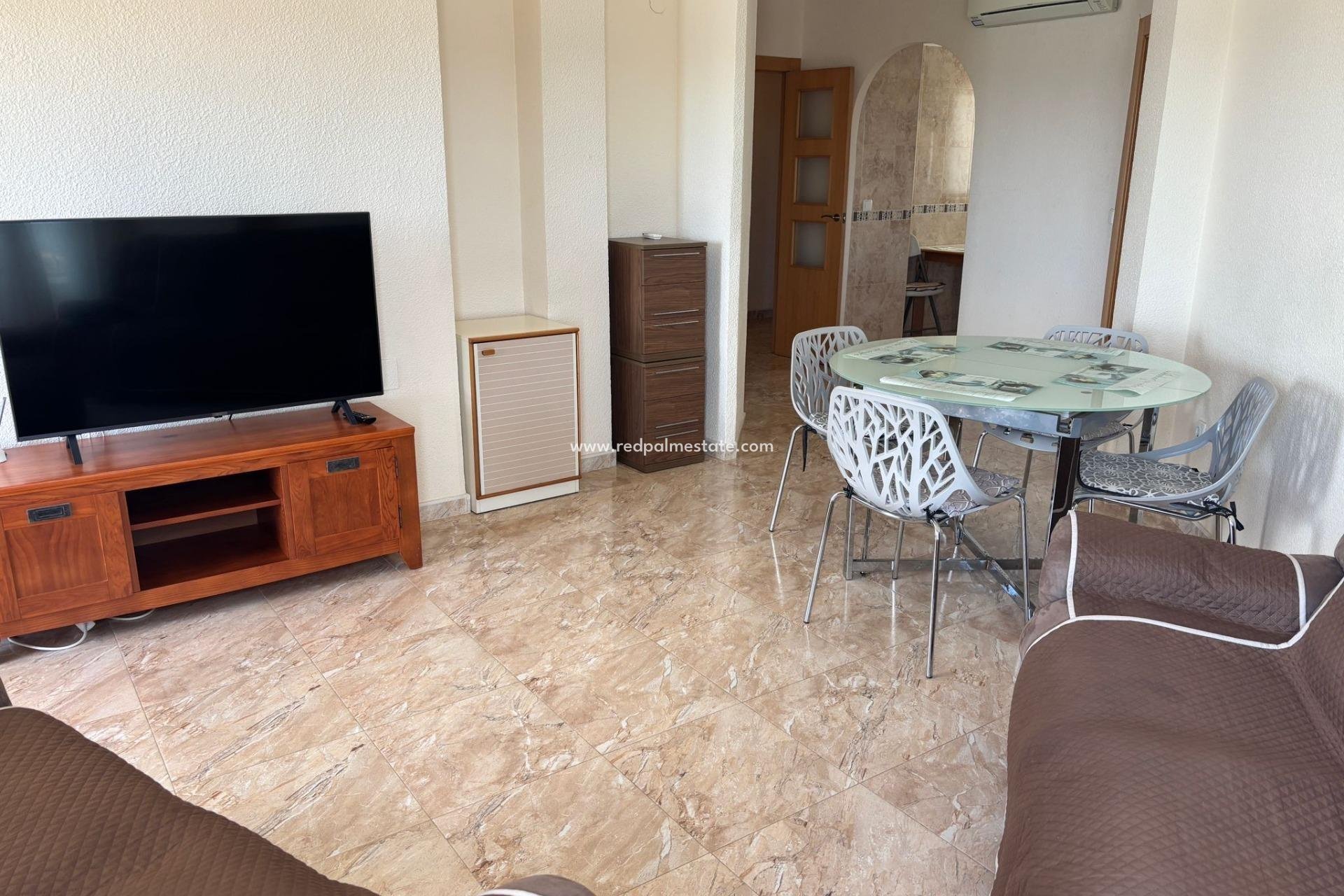 Resale - Apartments -
Torrevieja - Playa de los Naufragos