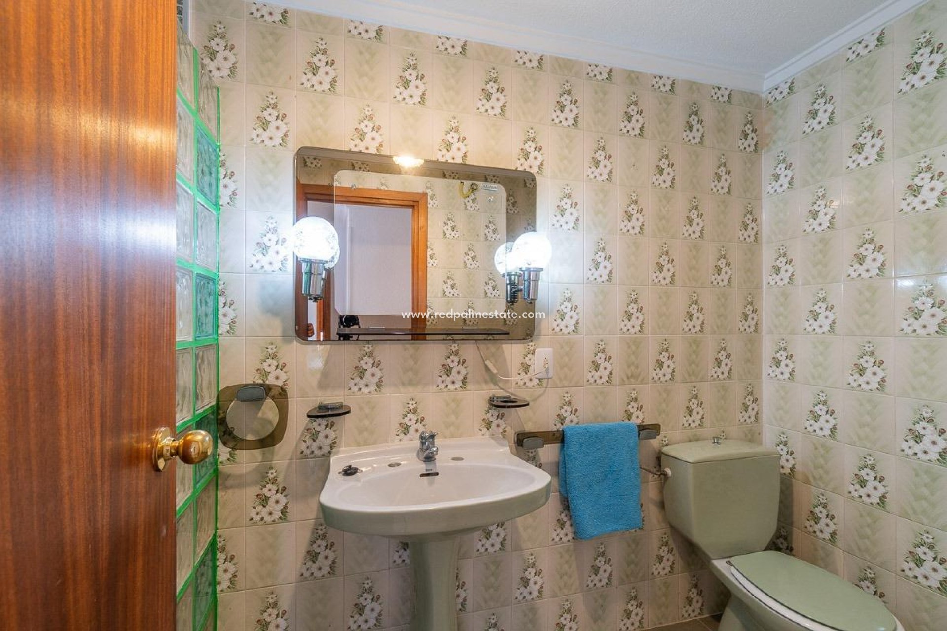 Resale - Apartments -
Torrevieja - Playa de los Naufragos