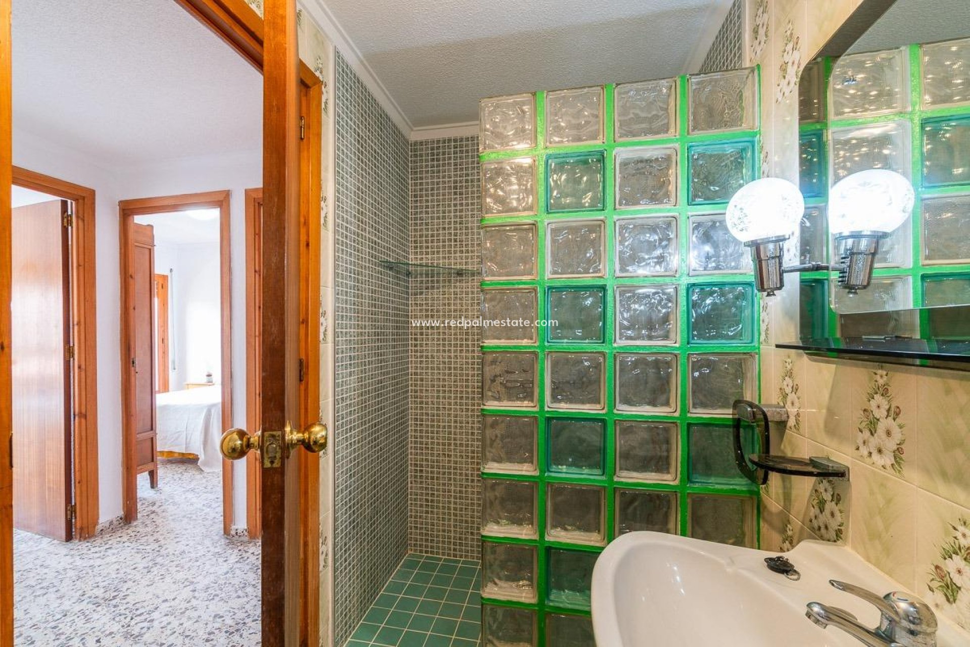 Resale - Apartments -
Torrevieja - Playa de los Naufragos