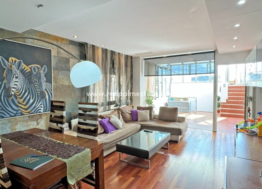 Resale - Apartments -
Torrevieja - Playa del Cura