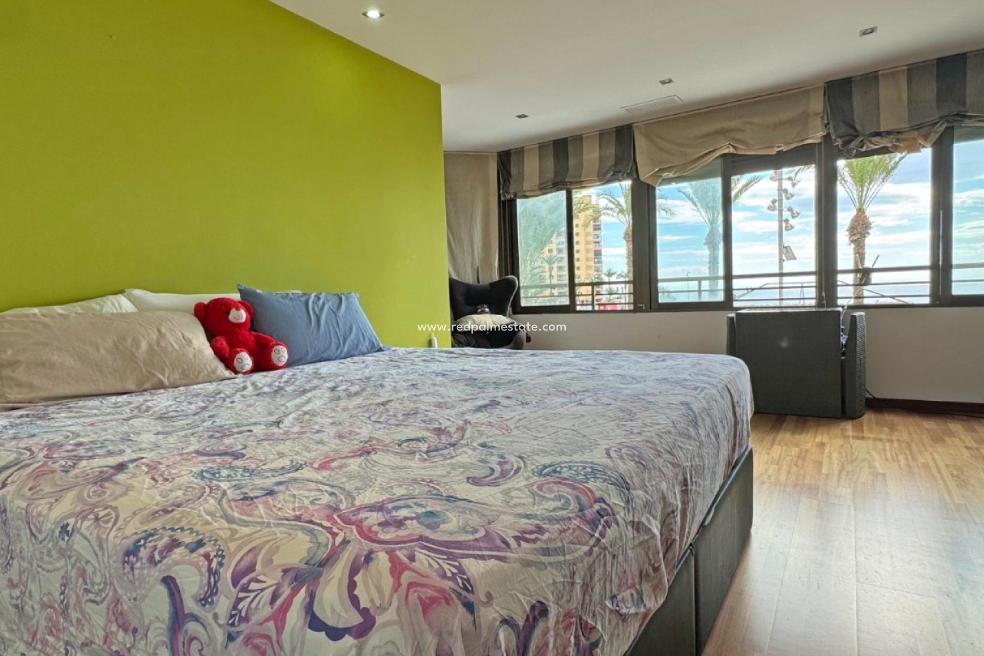 Resale - Apartments -
Torrevieja - Playa del Cura