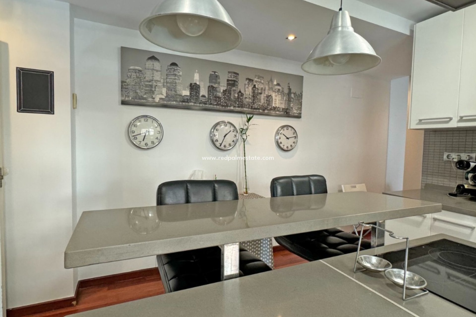 Resale - Apartments -
Torrevieja - Playa del Cura