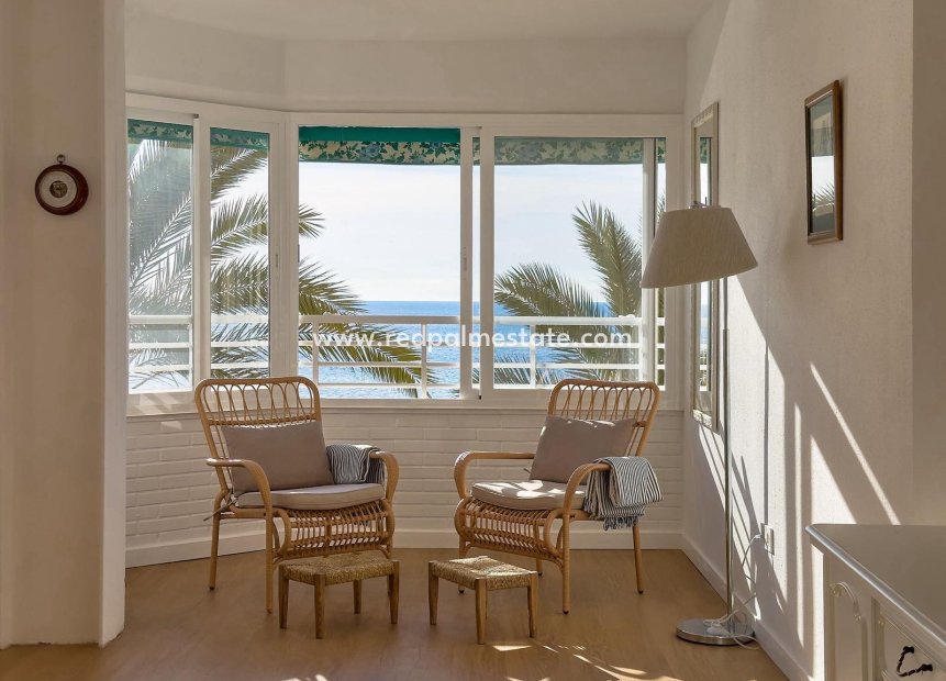 Resale - Apartments -
Torrevieja - Playa del Cura