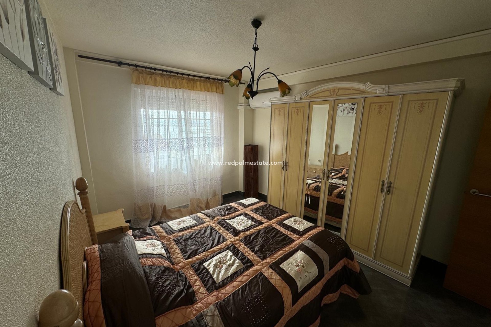 Resale - Apartments -
Torrevieja - Playa del Cura