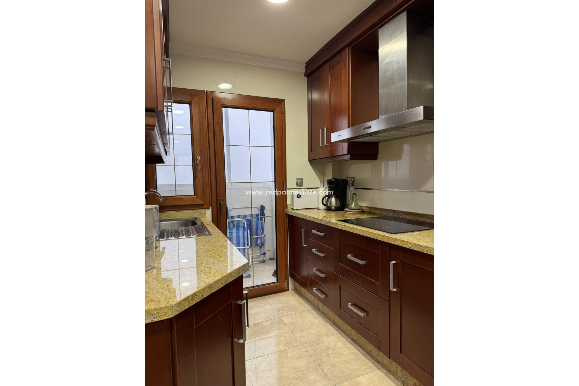 Resale - Apartments -
Torrevieja - Playa del Cura