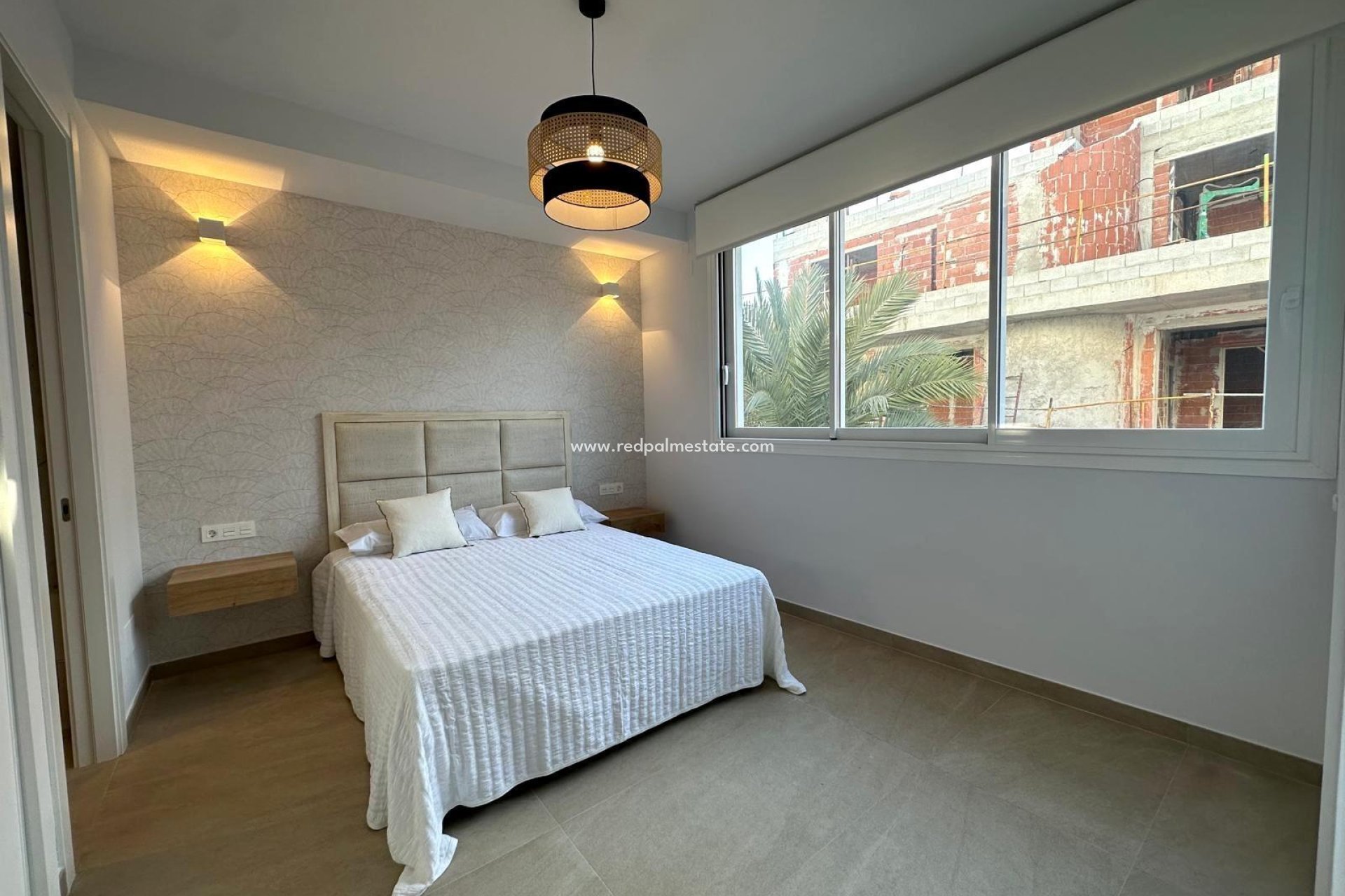 Resale - Apartments -
Torrevieja - Playa del Cura