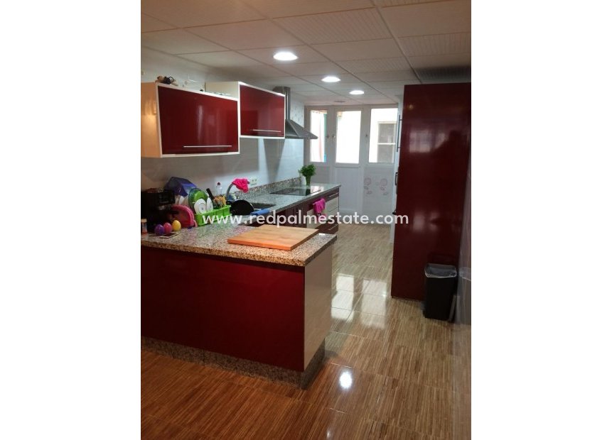 Resale - Apartments -
Torrevieja - Playa del Cura