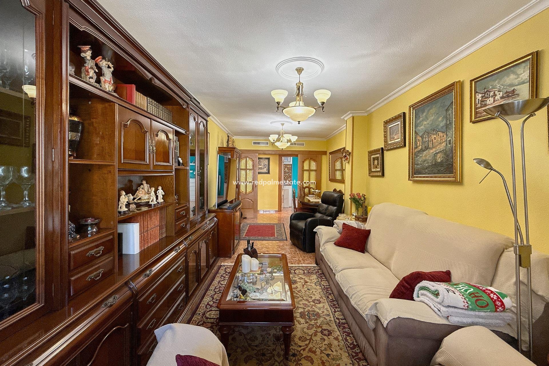 Resale - Apartments -
Torrevieja - Playa del Cura