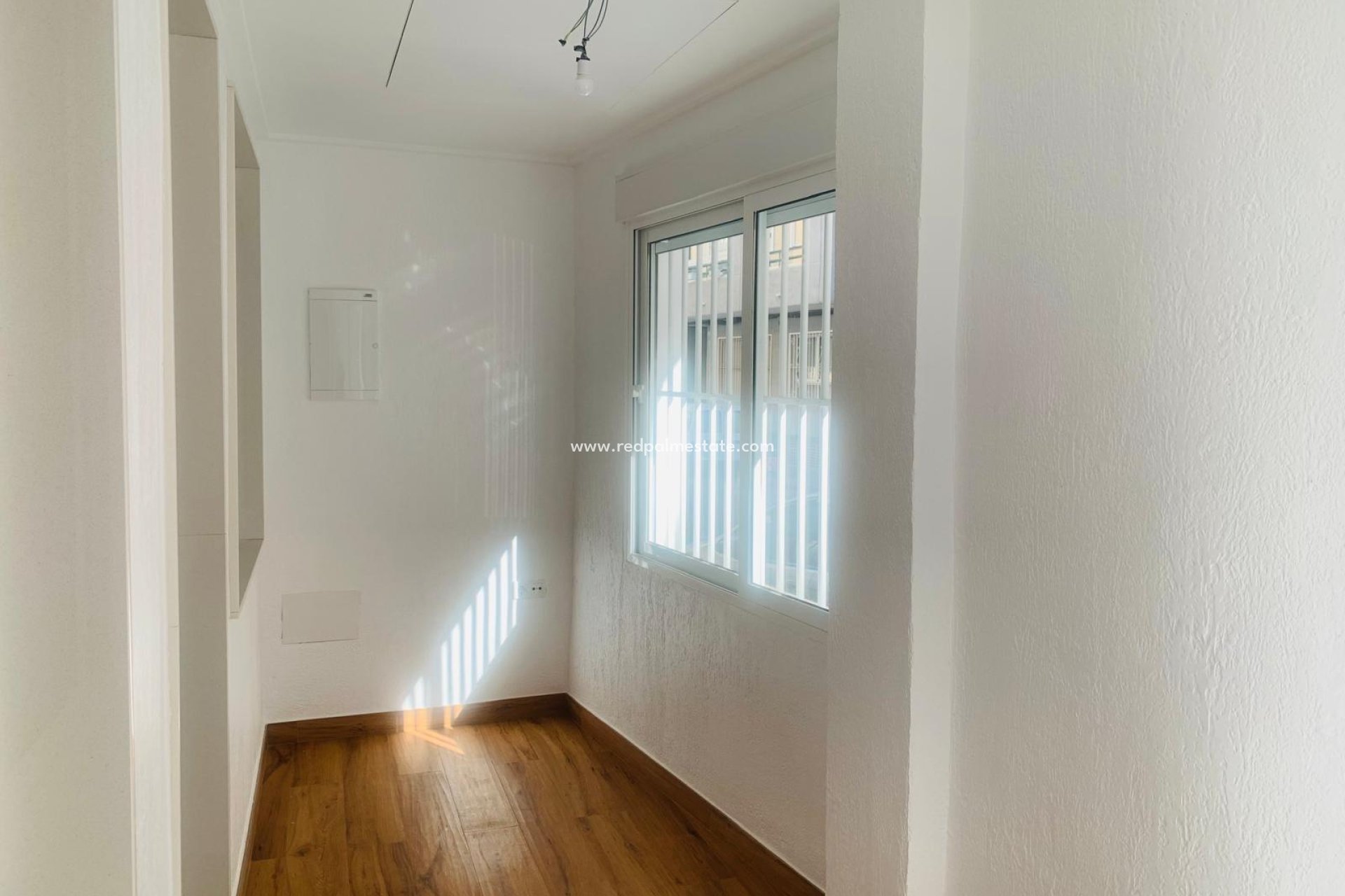 Resale - Apartments -
Torrevieja - Playa del Cura