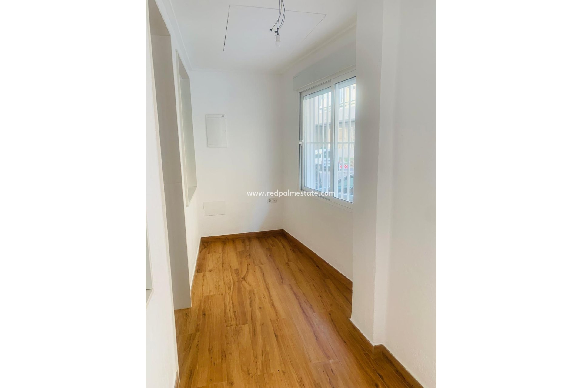 Resale - Apartments -
Torrevieja - Playa del Cura