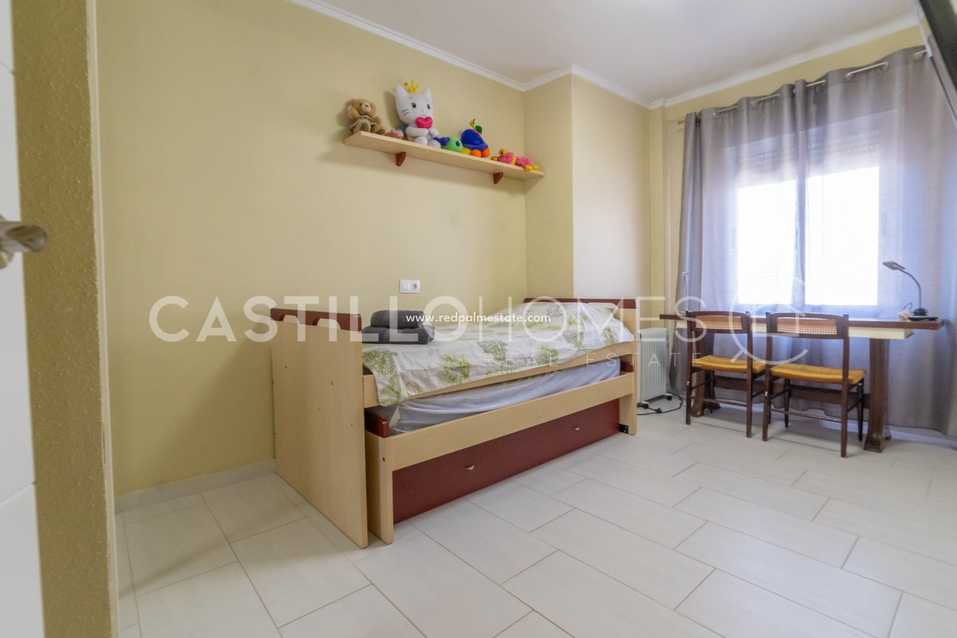 Resale - Apartments -
Torrevieja - Playa del Cura
