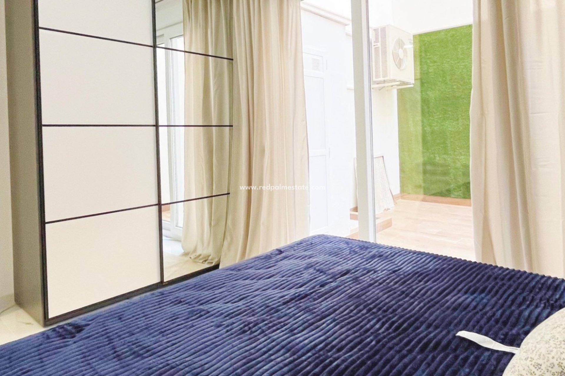 Resale - Apartments -
Torrevieja - Playa del Cura