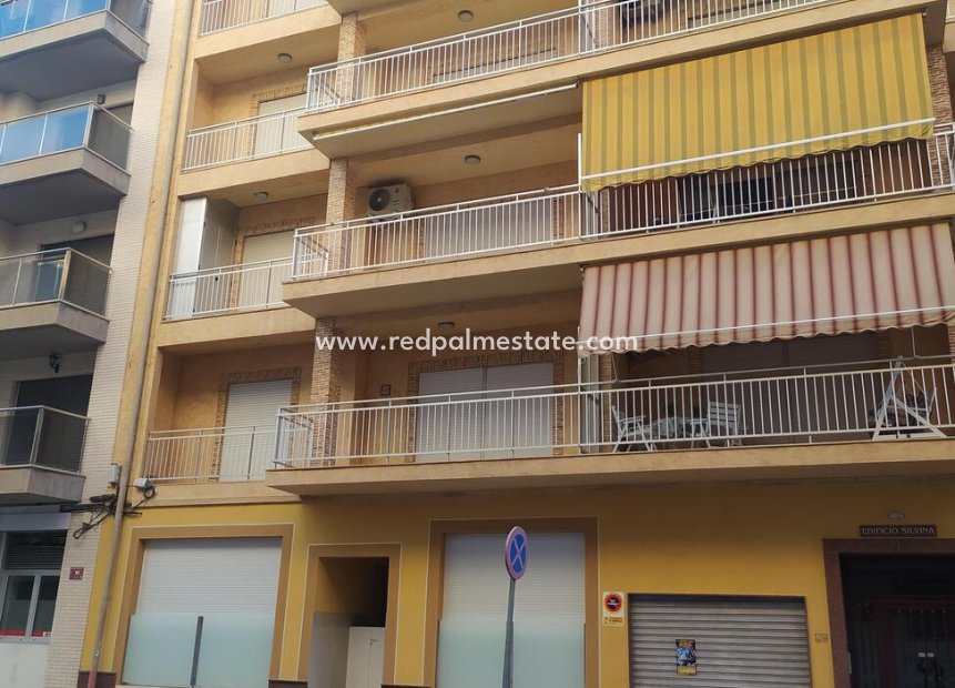 Resale - Apartments -
Torrevieja - Playa del Cura