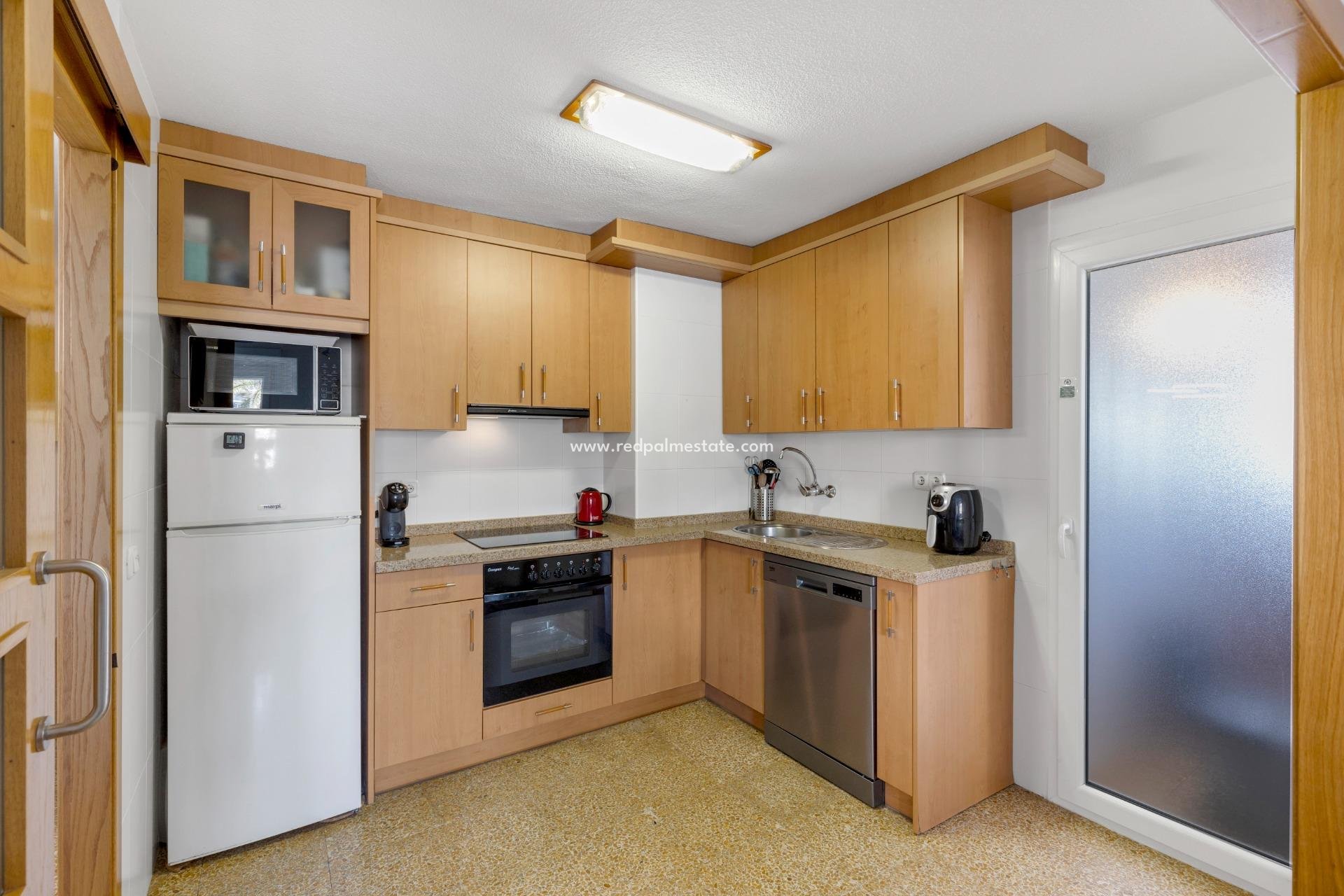 Resale - Apartments -
Torrevieja - Playa del Cura