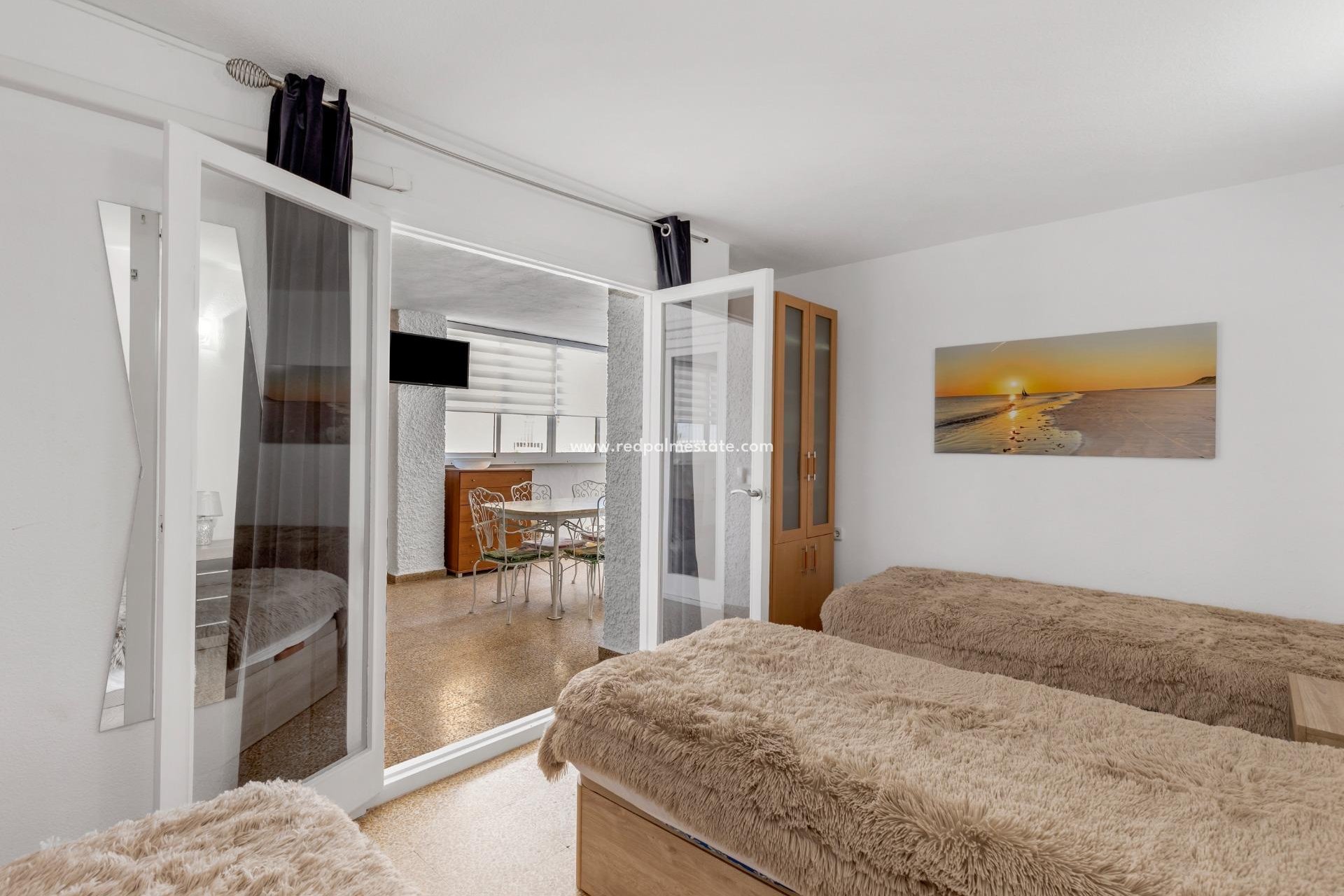 Resale - Apartments -
Torrevieja - Playa del Cura