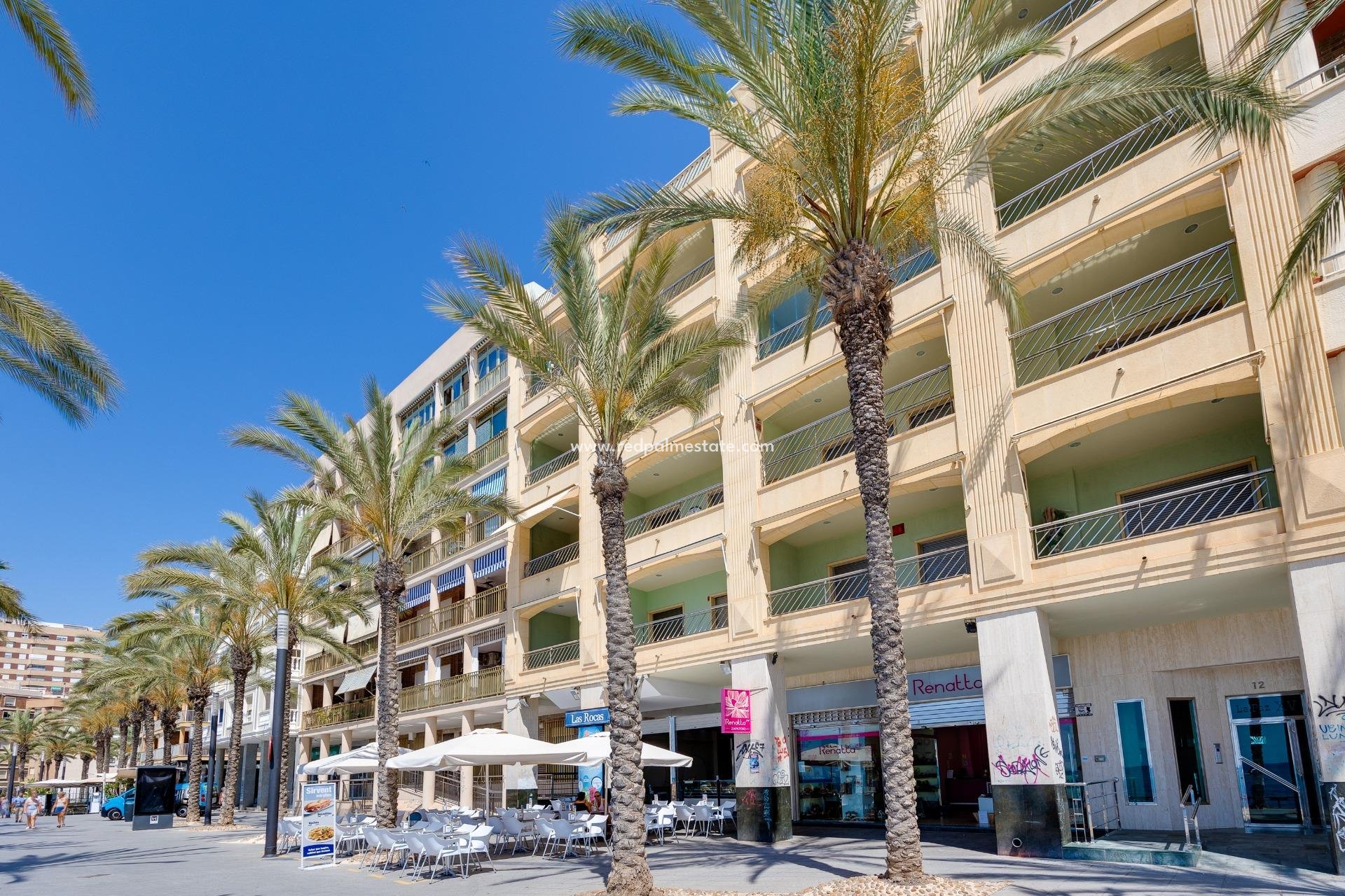 Resale - Apartments -
Torrevieja - Playa del Cura
