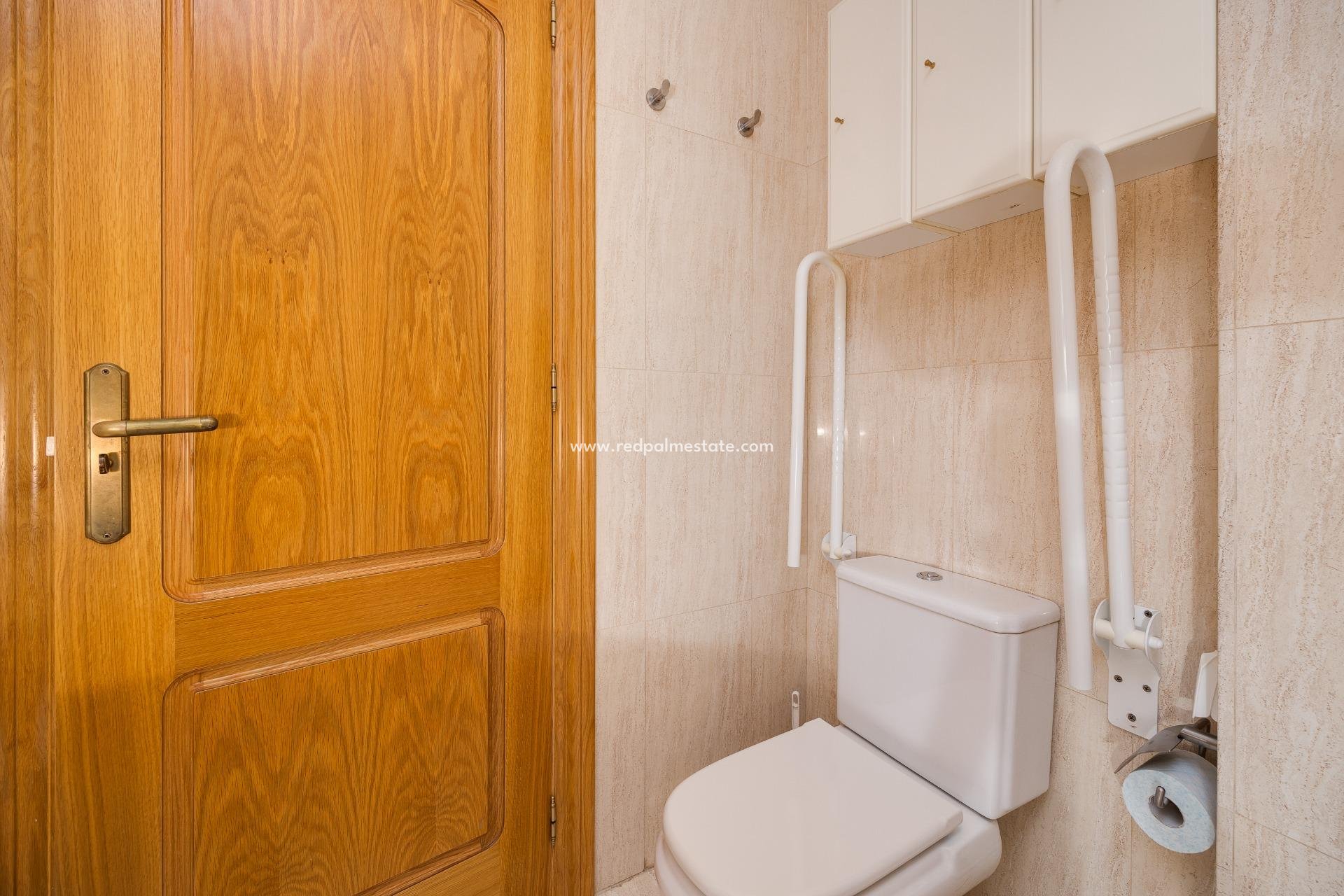 Resale - Apartments -
Torrevieja - Playa del Cura