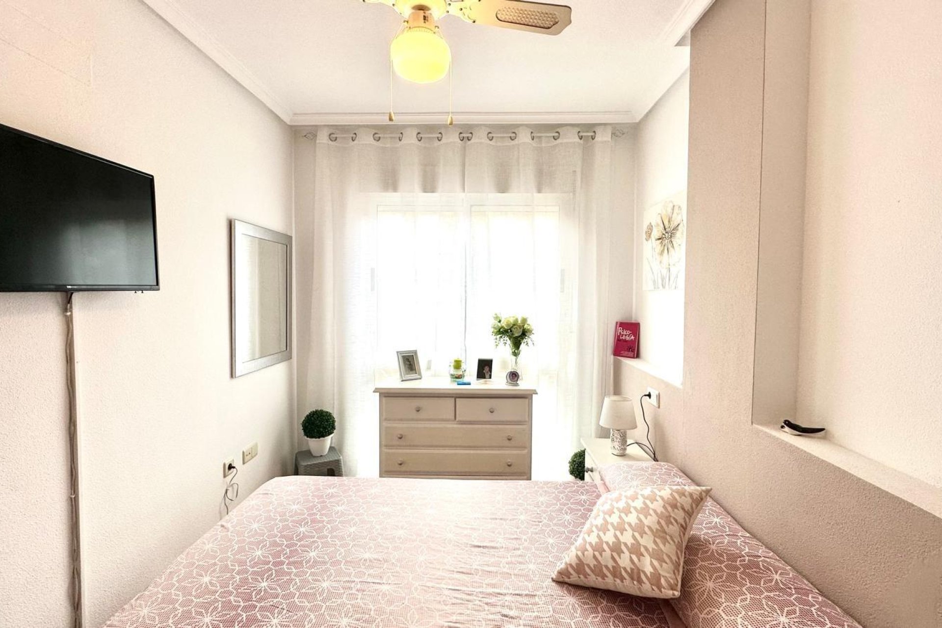 Resale - Apartments -
Torrevieja - Playa del Cura