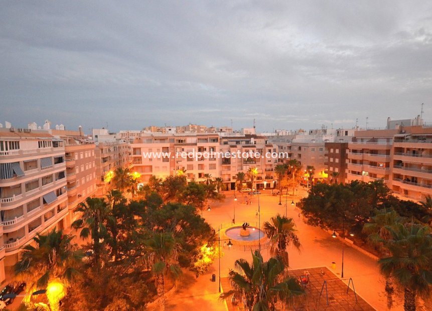 Resale - Apartments -
Torrevieja - Playa del Cura