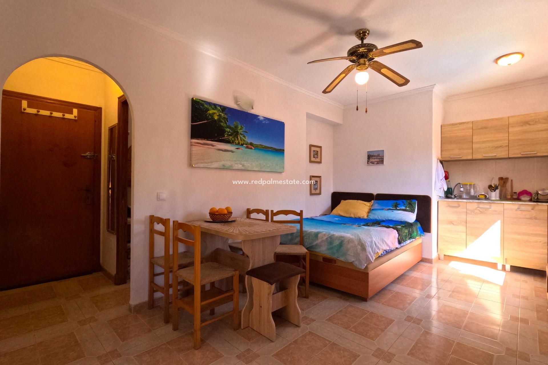 Resale - Apartments -
Torrevieja - Playa del Cura