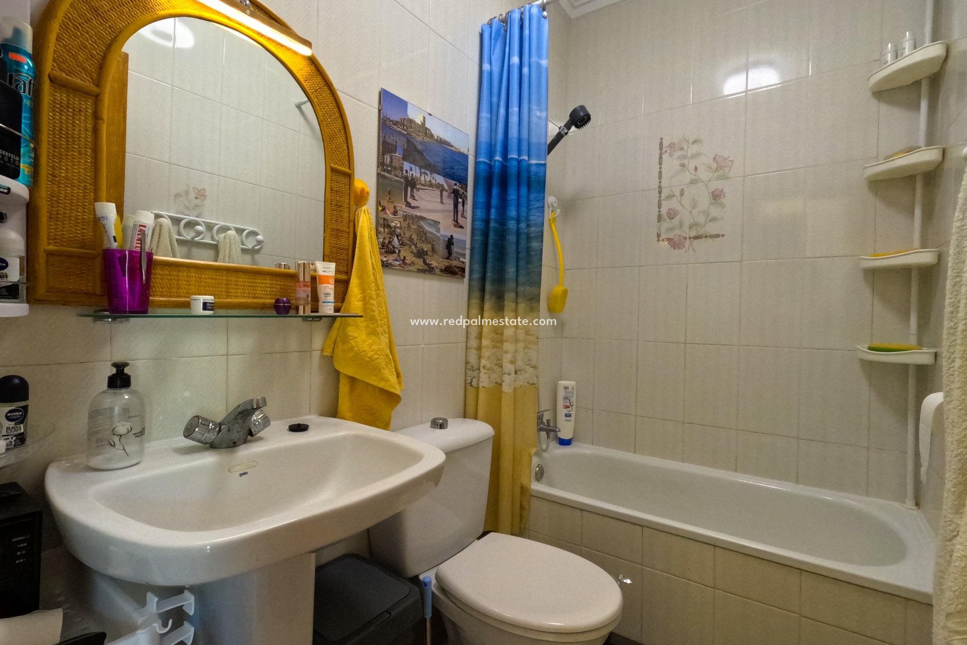 Resale - Apartments -
Torrevieja - Playa del Cura