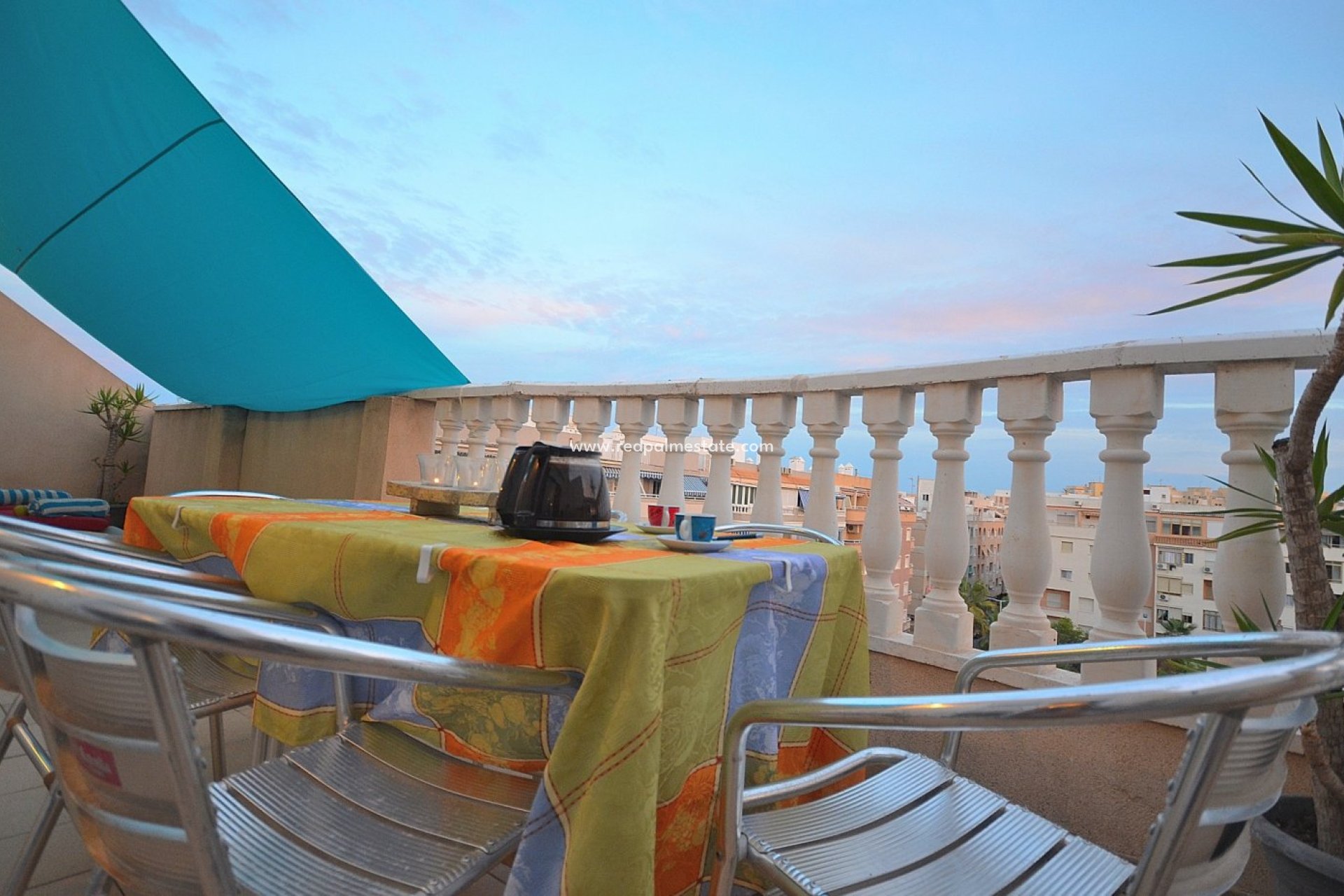 Resale - Apartments -
Torrevieja - Playa del Cura