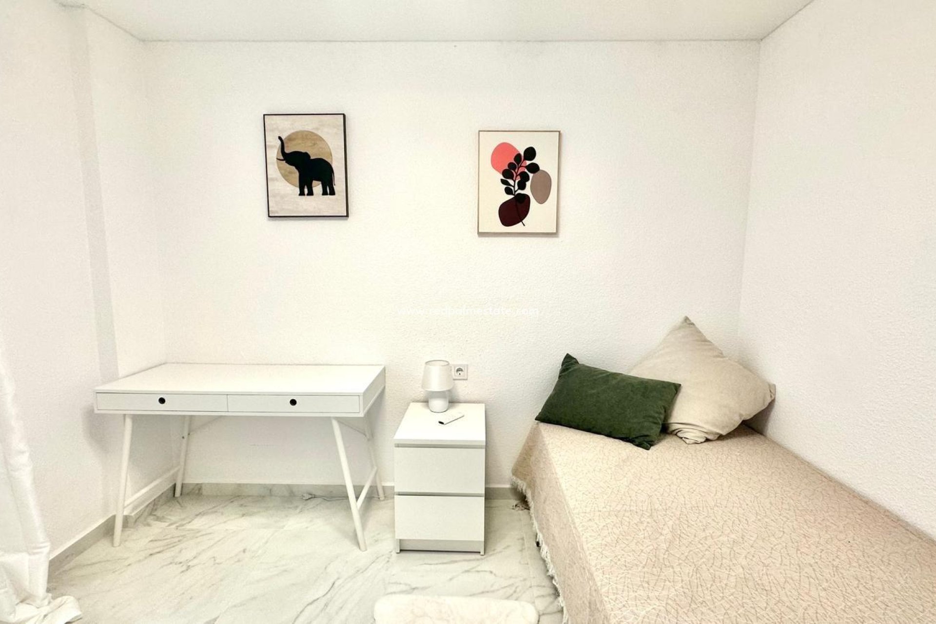 Resale - Apartments -
Torrevieja - Playa del Cura