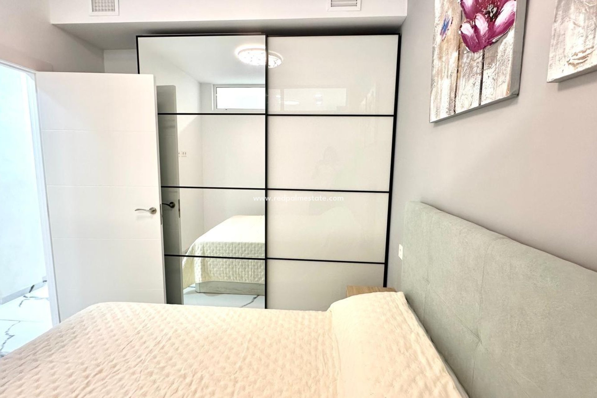 Resale - Apartments -
Torrevieja - Playa del Cura