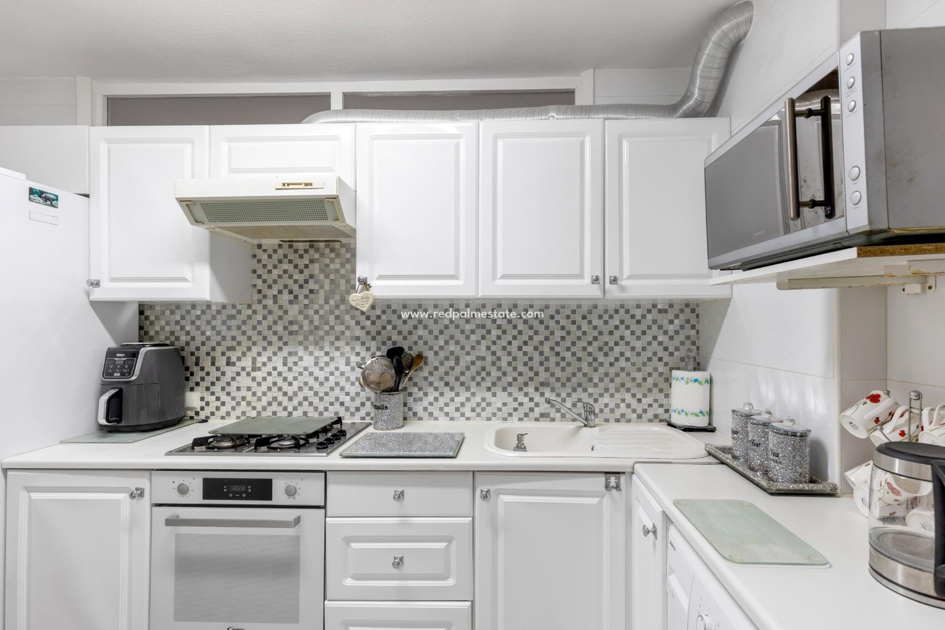 Resale - Apartments -
Torrevieja - Playa del Cura