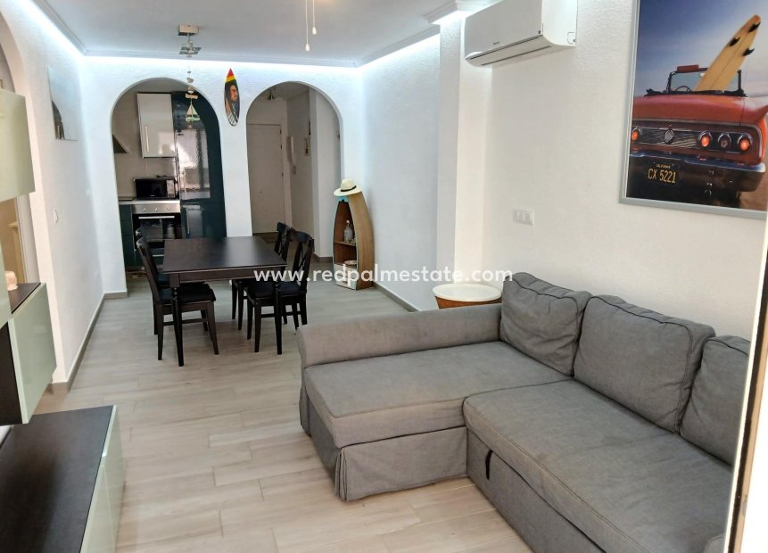 Resale - Apartments -
Torrevieja - Playa del Cura