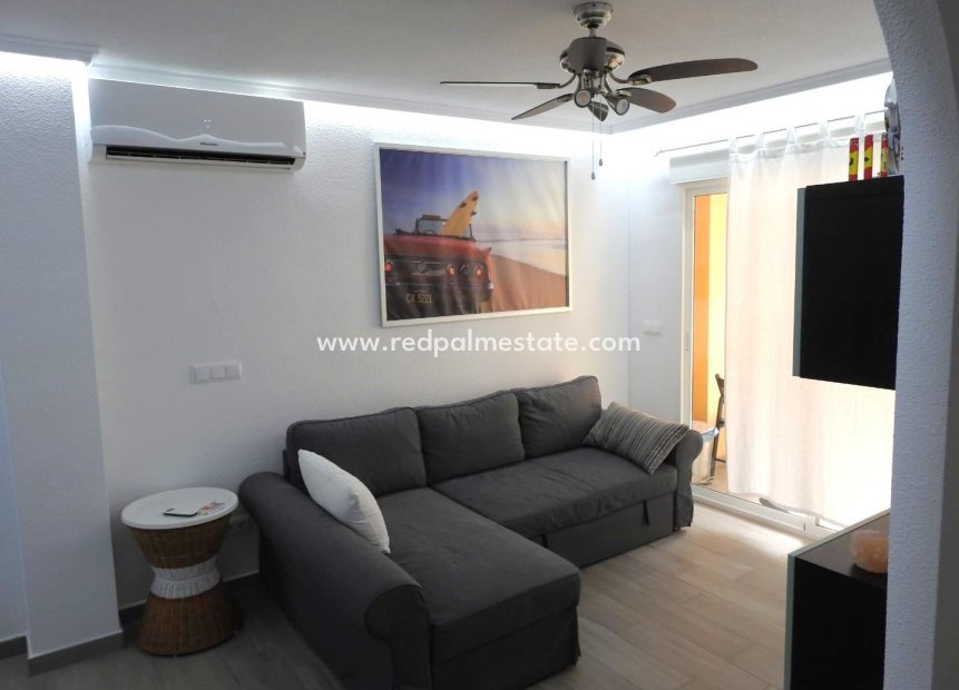 Resale - Apartments -
Torrevieja - Playa del Cura