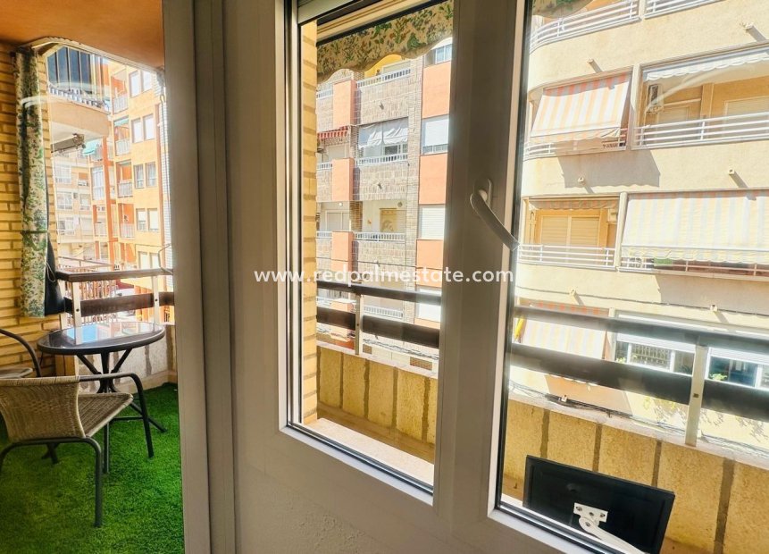 Resale - Apartments -
Torrevieja - Playa del Cura