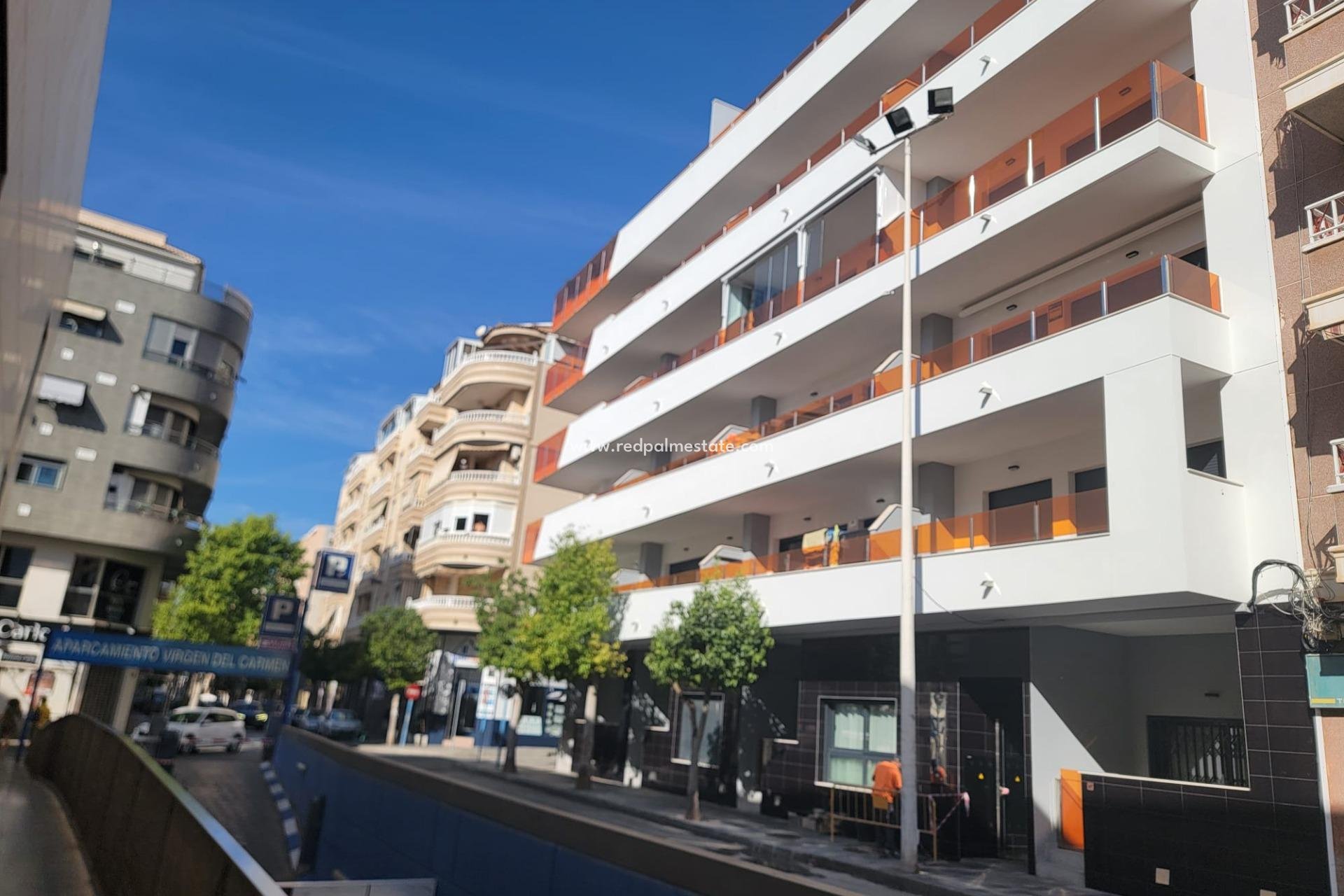 Resale - Apartments -
Torrevieja - Playa del Cura
