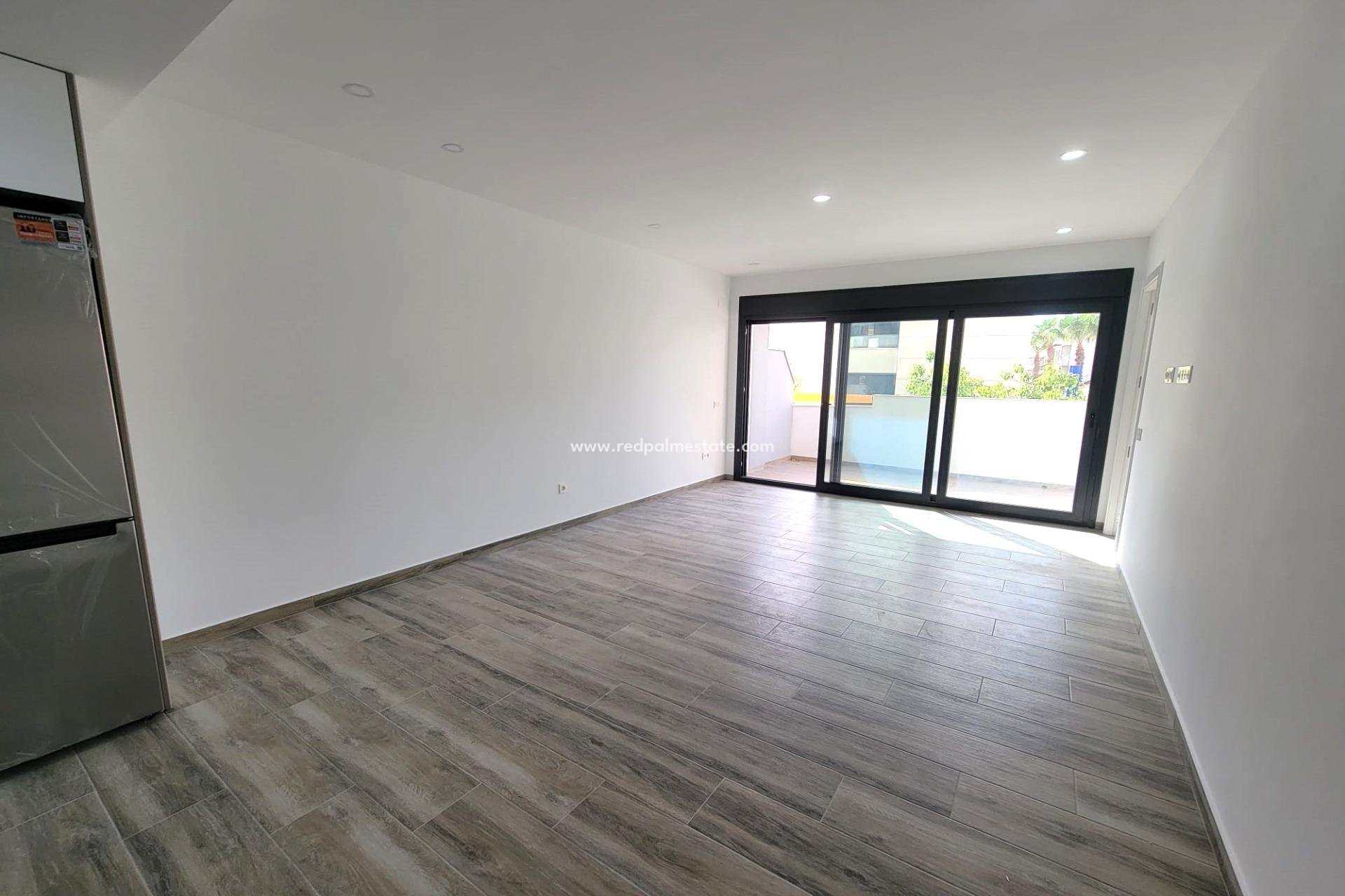 Resale - Apartments -
Torrevieja - Playa del Cura