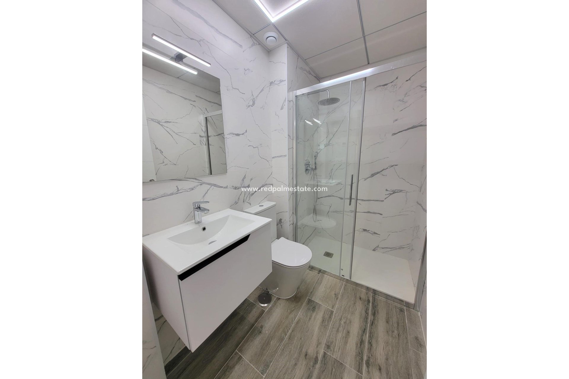 Resale - Apartments -
Torrevieja - Playa del Cura