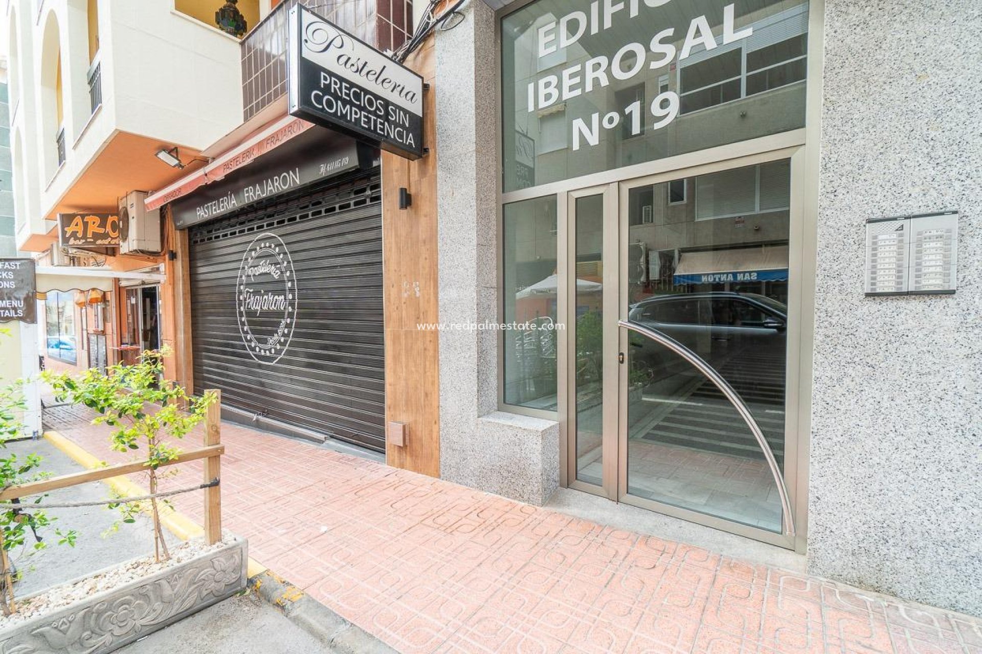 Resale - Apartments -
Torrevieja - Playa del Cura