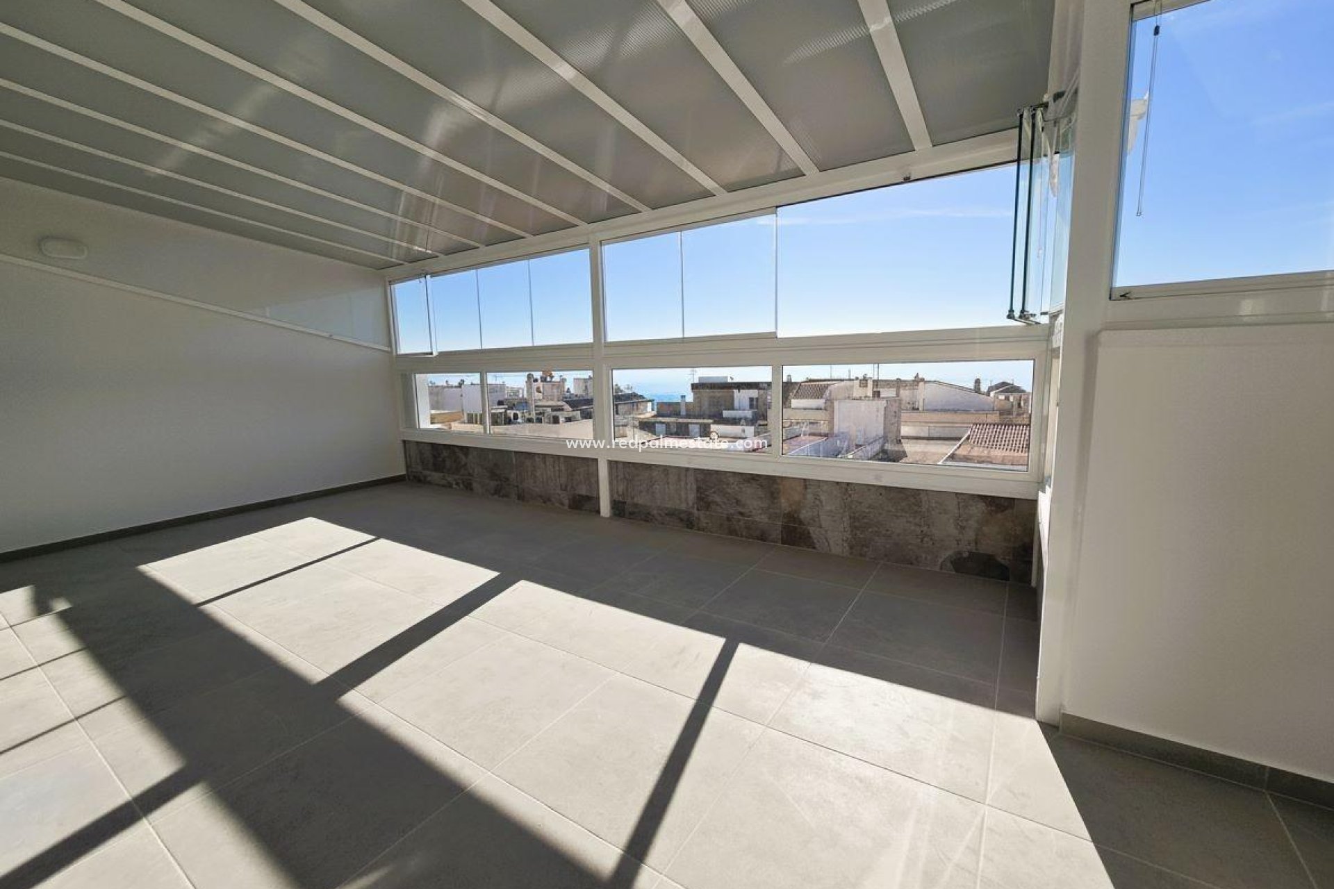 Resale - Apartments -
Torrevieja - Playa del Cura