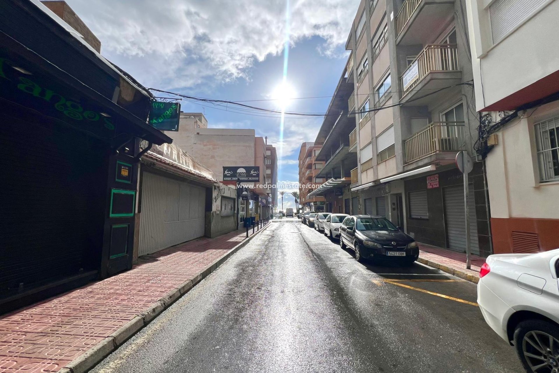 Resale - Apartments -
Torrevieja - Playa del Cura